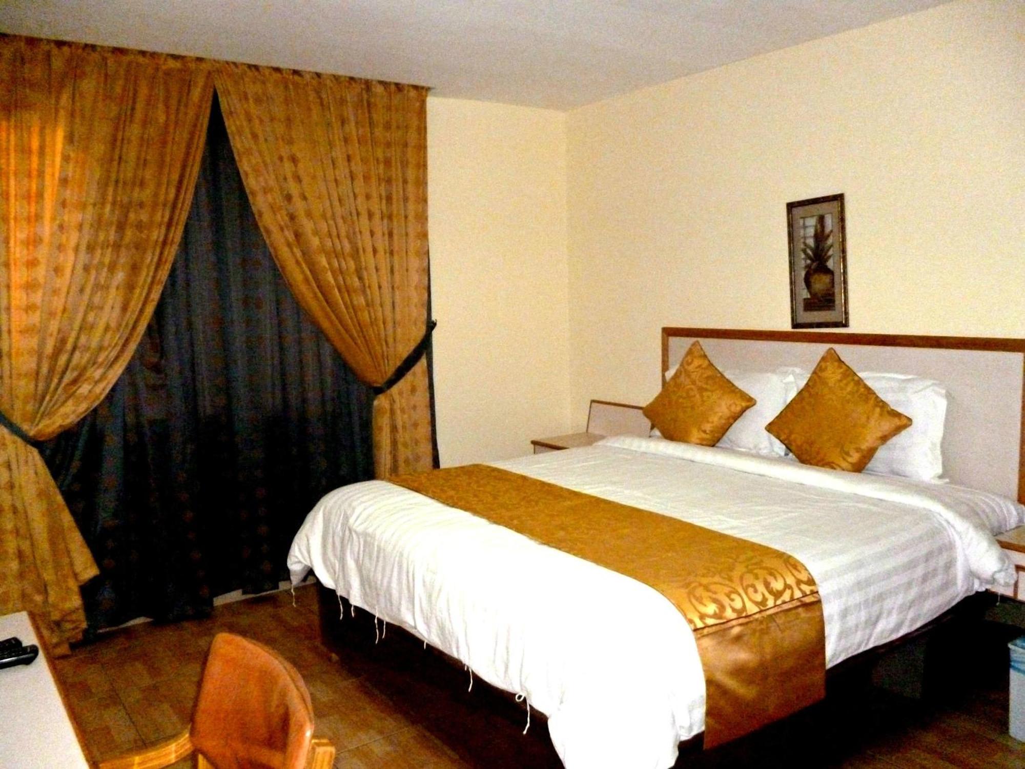 Mansour Plaza Hotel Apartments Dammam Zimmer foto